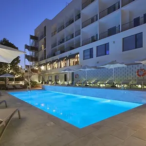 3* Отель Nuria
